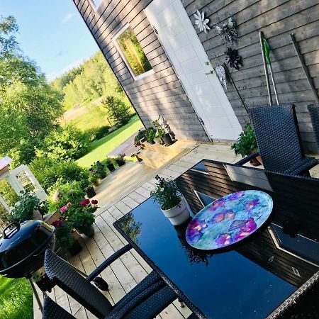 15 Min Fran Ullared! Ny Stuga Med Hoeg Standard! Älvsered Exterior foto